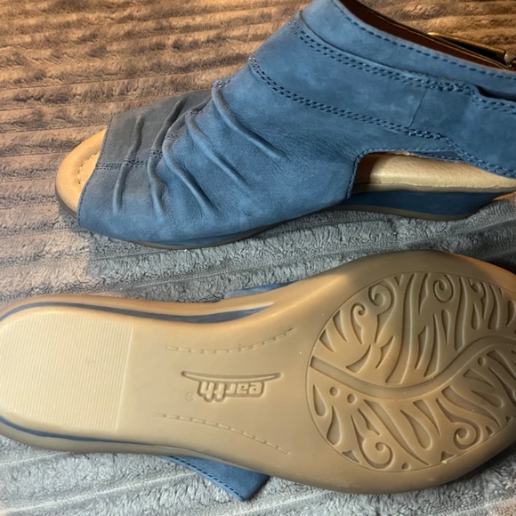 New Earth Leather Coriander Moroccan Blue  Suede Wedge Ankle Strap Sandal Size 9 - Picture 7 of 8